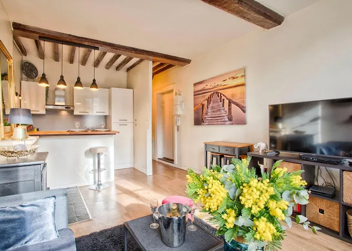 La Casa Bella — Parking Prive & Vue Sur L'abbaye Caen